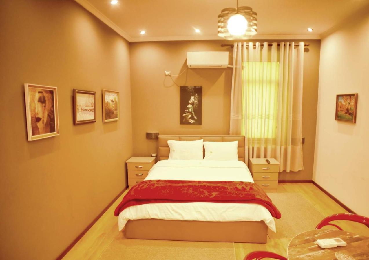 Hotel Bujtina Bicolli Korce Bagian luar foto
